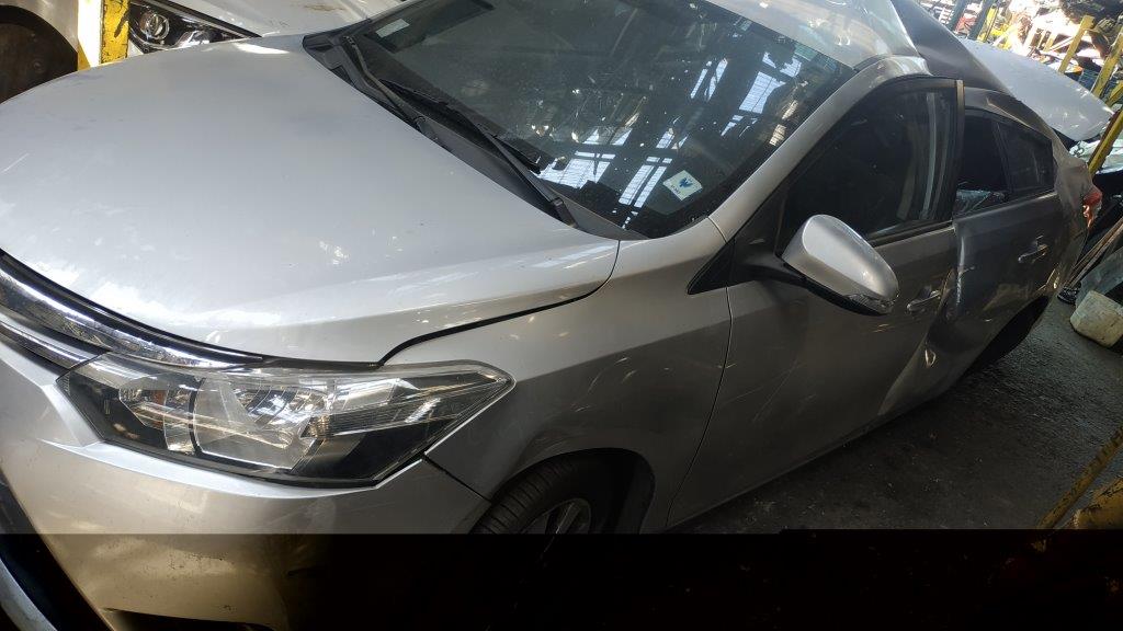 Toyota YARIS 2015    EN DESARME